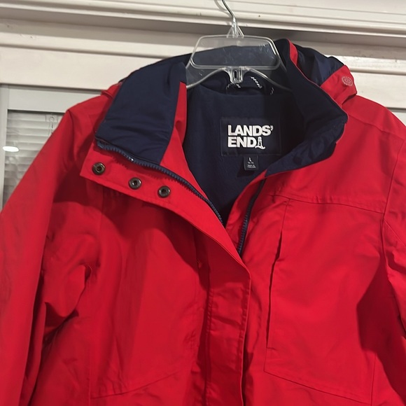 lands End beautiful red women’s all weather coat, NWOT, size 14-16. - Picture 2 of 7